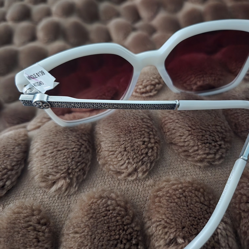 Brighton Mingle Sunglasses Pear White, Authentic No Box - Picture 6 of 9